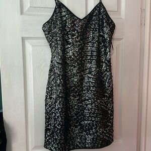 Vince Camuto cocktail dress size S. Like new!